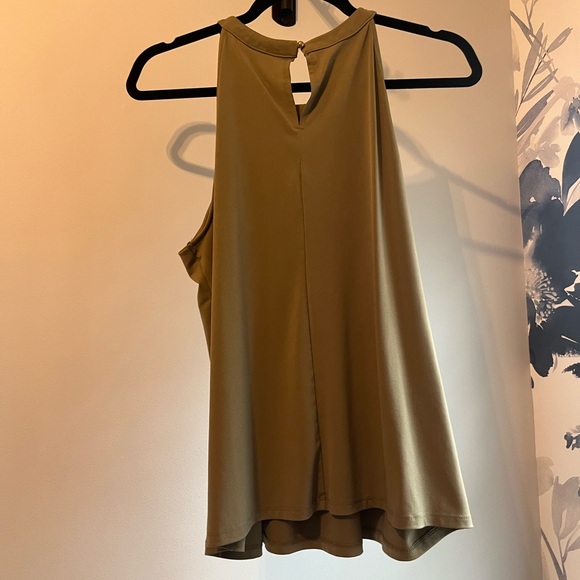 New York & Company women’s olive green stretch halter top size L - Picture 2 of 4